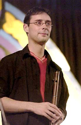 Let's not forget the flute.. Danu on stage!