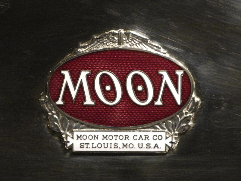 St. Louis Built Moon...