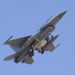F16 - 057...