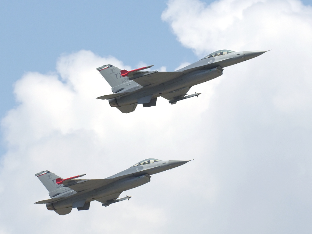 F16 Pair in Flight...