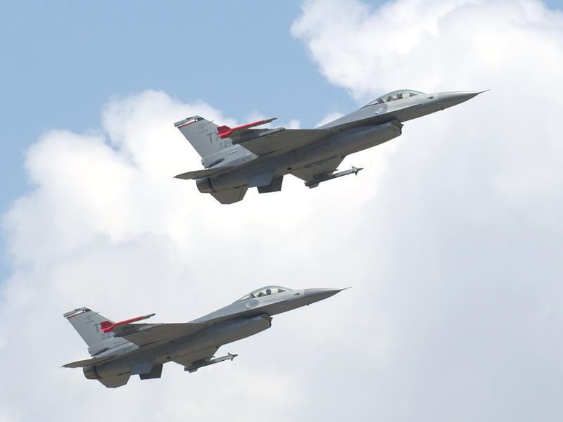 F16 Pair in Flight...