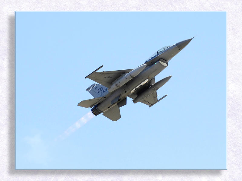 F16 - Pretty Mach Rings...