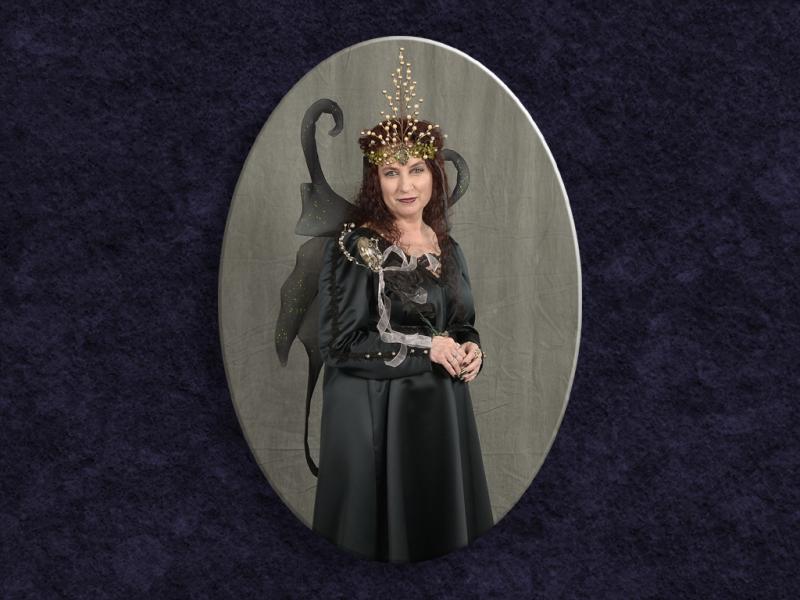 Very Queenly...