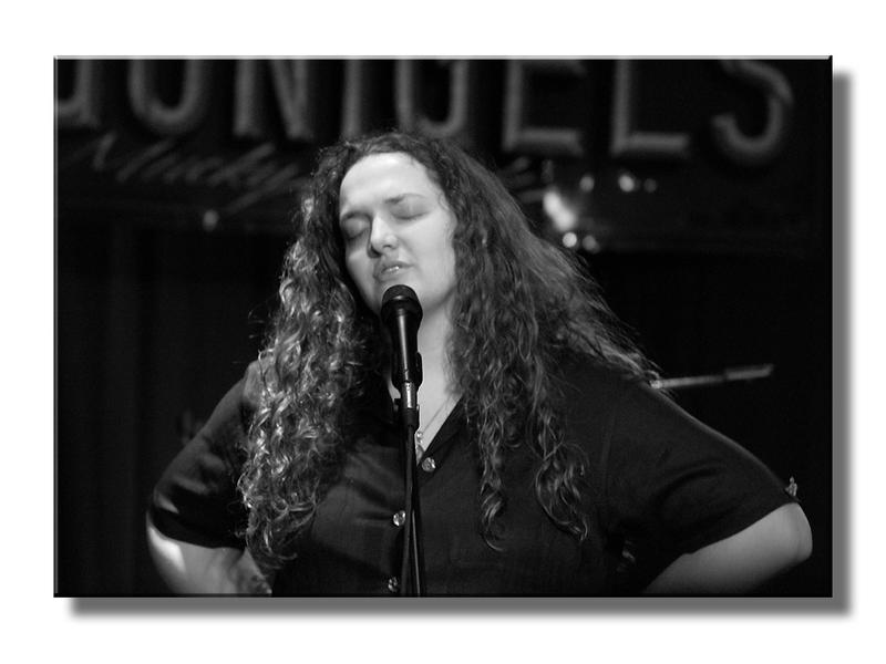 Emily Sings Cannonball...