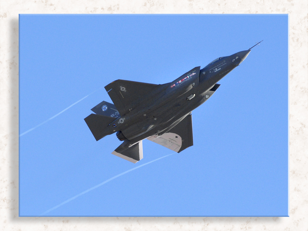 JSF Up Close on First Flight...