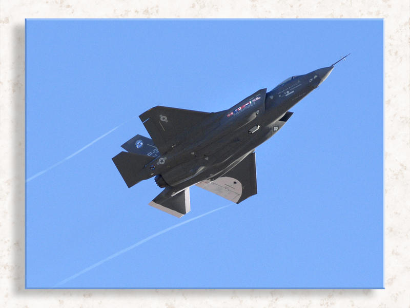 JSF Up Close on First Flight...